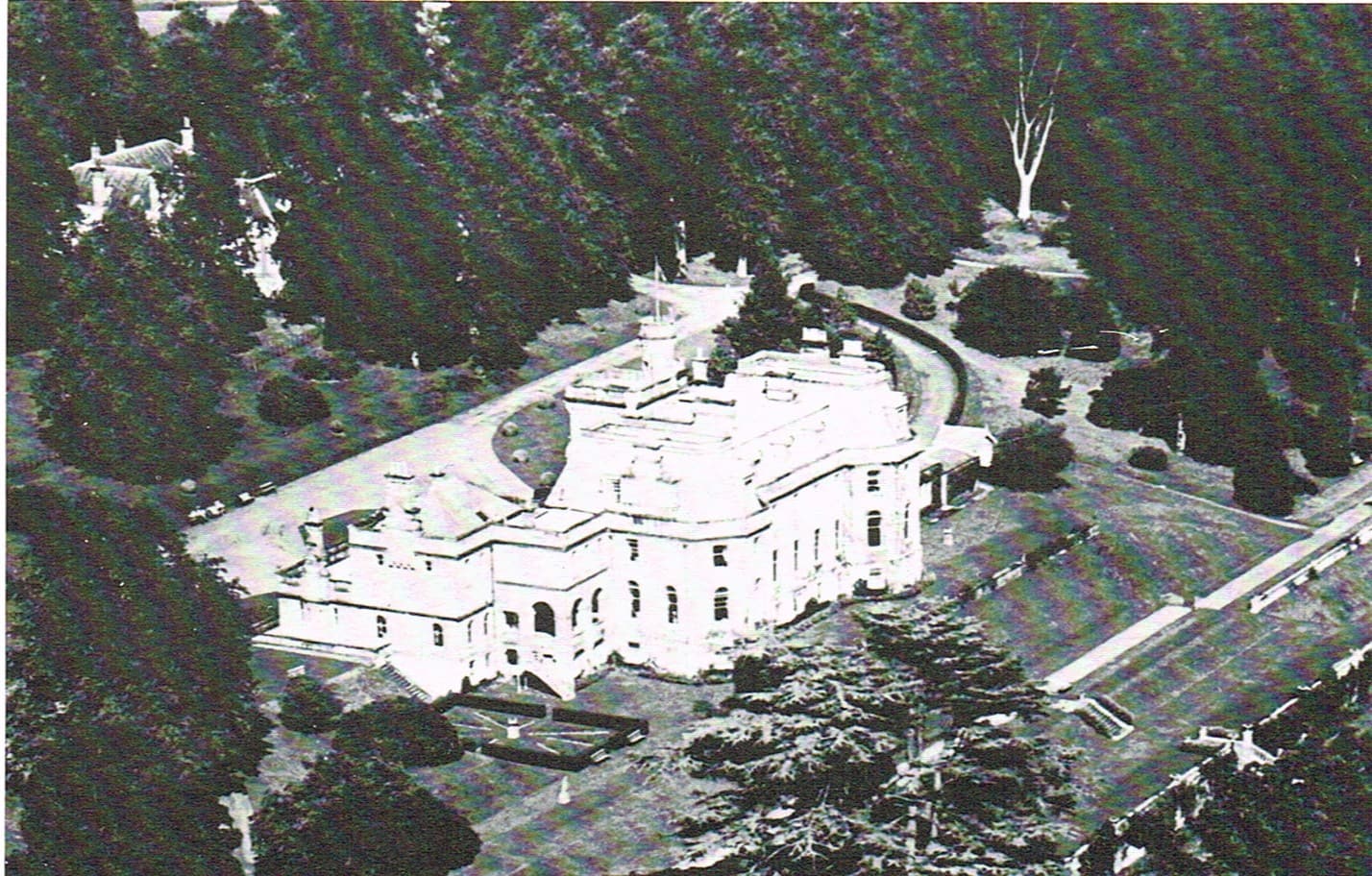 Black and white aerial photograph of Gartmore